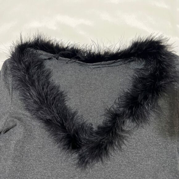 VTG USA 80s Black Feather V Neckline Gray Top Shirt Blouse Stretch 3/4 Sleeves - Picture 8 of 11